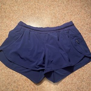 Lululemon Blue Tracker Short. 2 way stretch